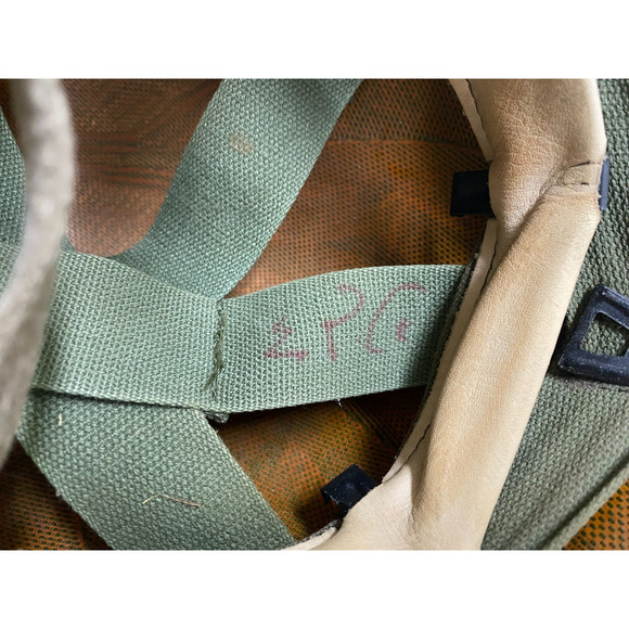 VTG US Army Military M-1 Helmet with Liner Rear Seam WWII Vietnam or Later ? 38B - Picture 6 of 10